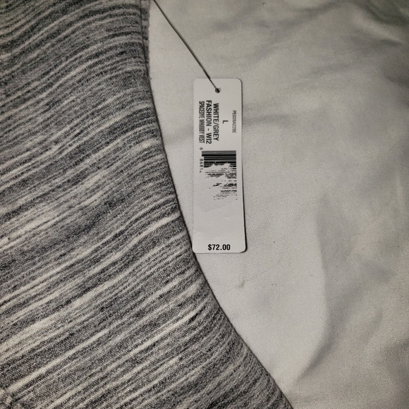 ND New Direction Size Large Gray and white vest - Picture 9 of 10